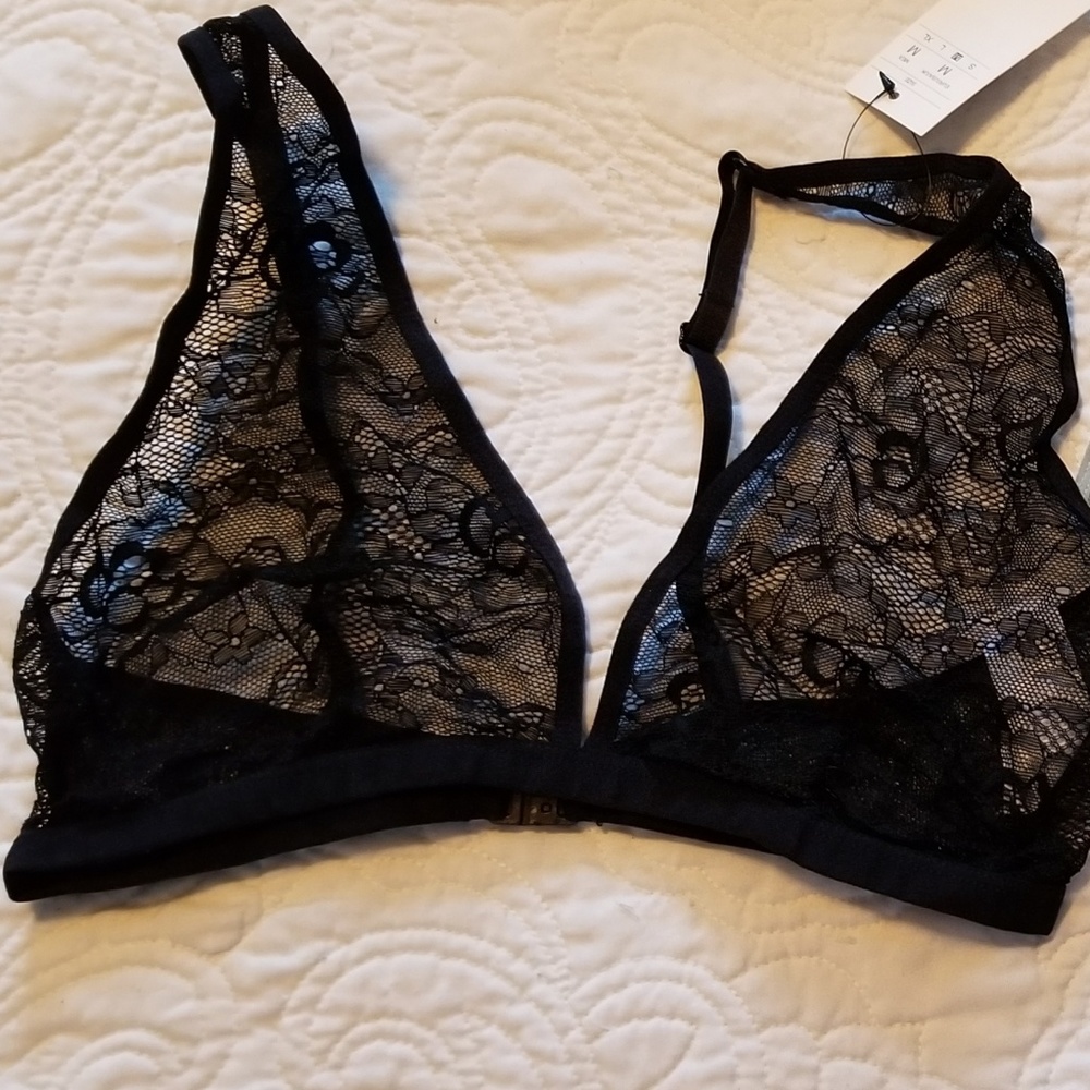 Medium lace lingerie bra set of 2